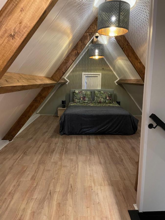 De Heerlykheid Wemeldinge, Vlak Bij Strand En Bos, Ruime Vakantiewoning Met Eigen Patio In De Karakteristieke Dorpsstraat Eksteriør billede